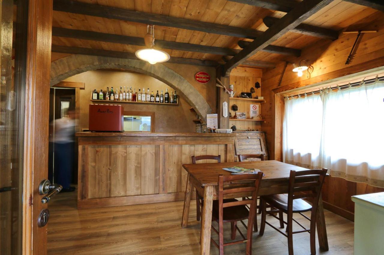 Hotel Lou Subric à Stroppo Extérieur photo